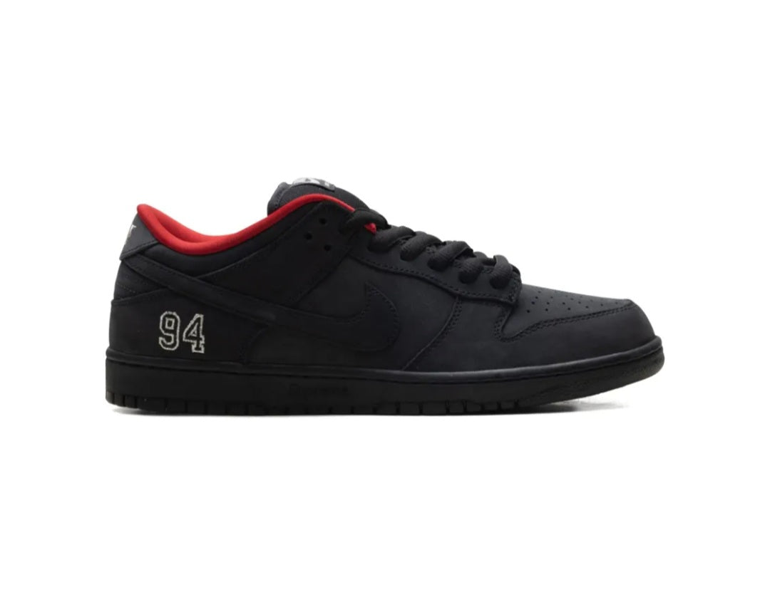 SB Dunk Low "Supreme - Black" sneakers