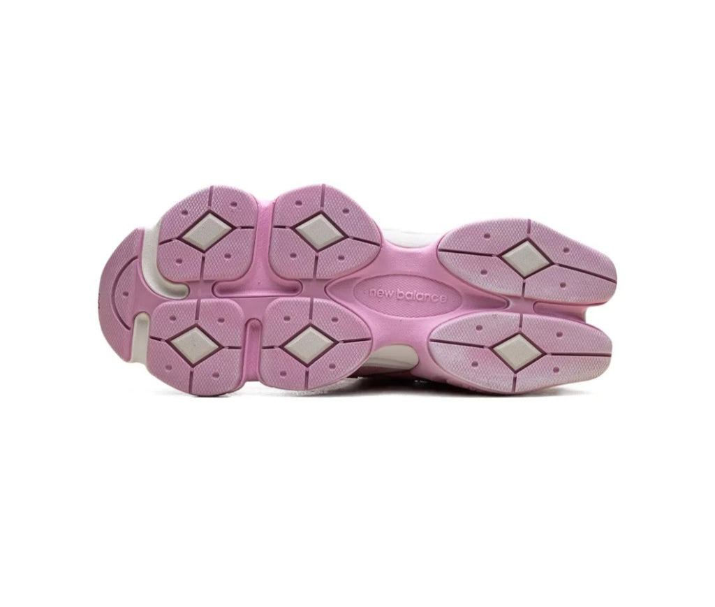 New Balance
x ASOS 9060 "Exclusive Pink Overdye" sneakers