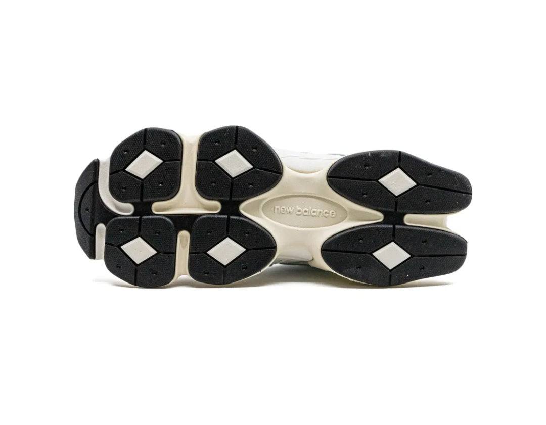 9060"White/ Black"SNEAKERS