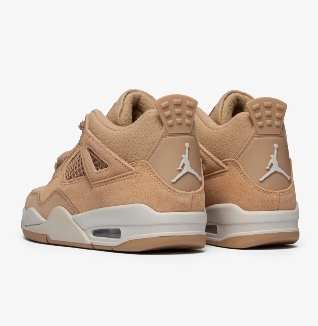 Air Jordan 4 Retro Cozy Girl