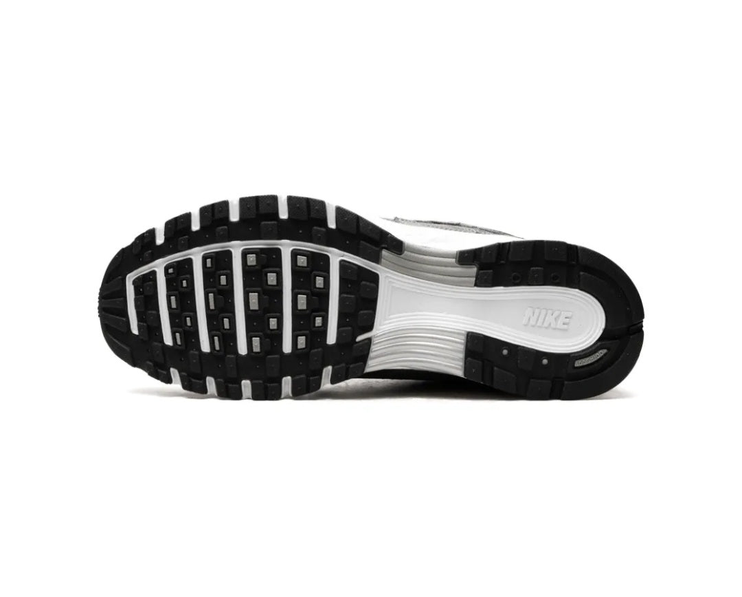 P-6000 Sneakers