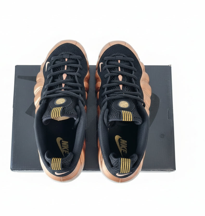 Air Foamposite One SNEAKERS..