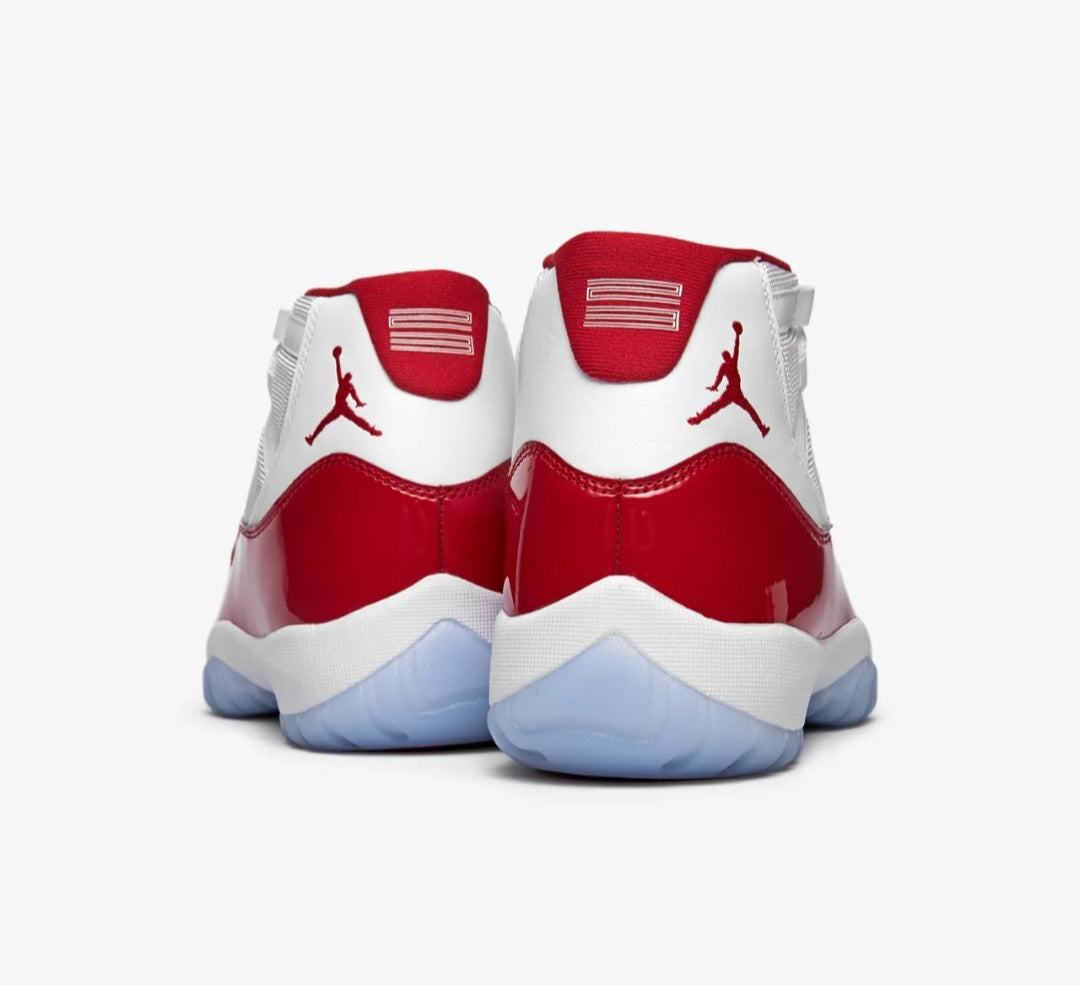 Air Jordan 11 "Cherry 2022" sneakers