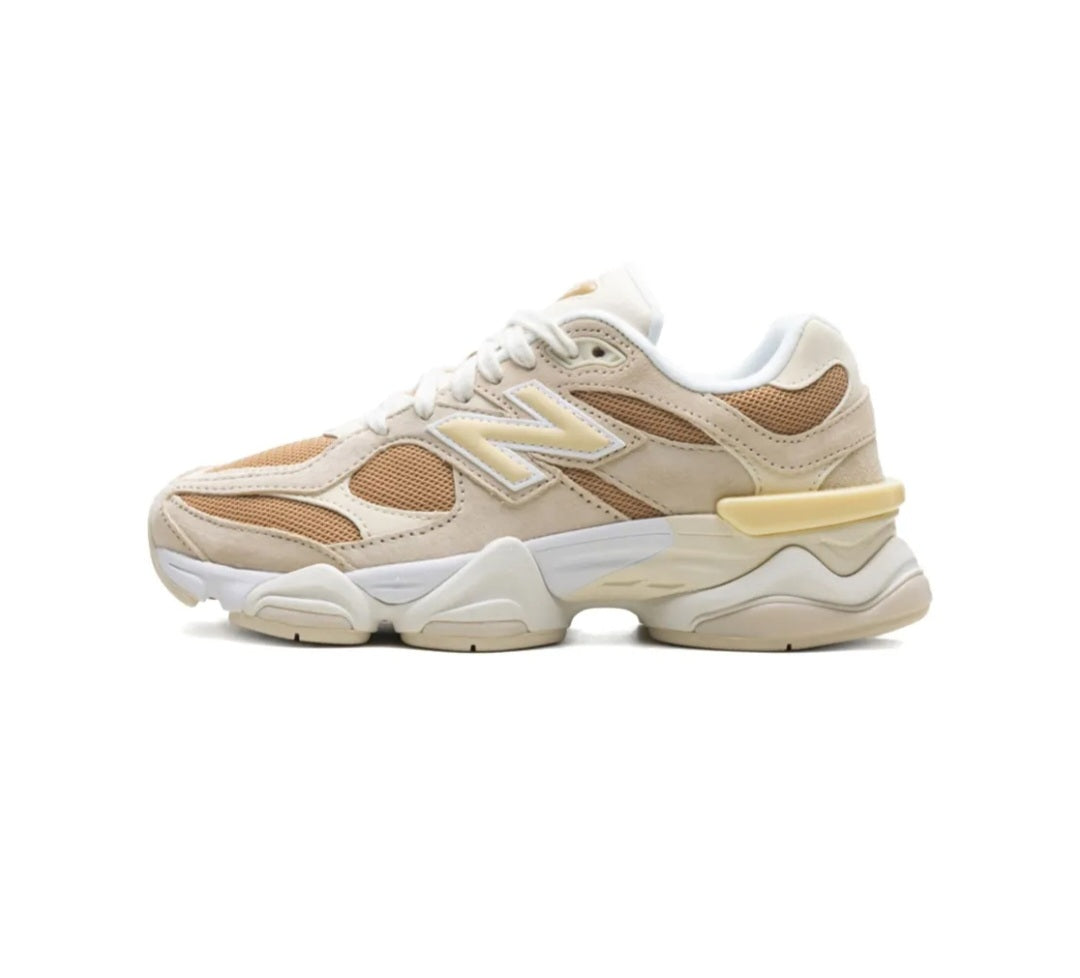 New Balance
9060 "Champs Sport Exclusive - Sea Salt / Beige"