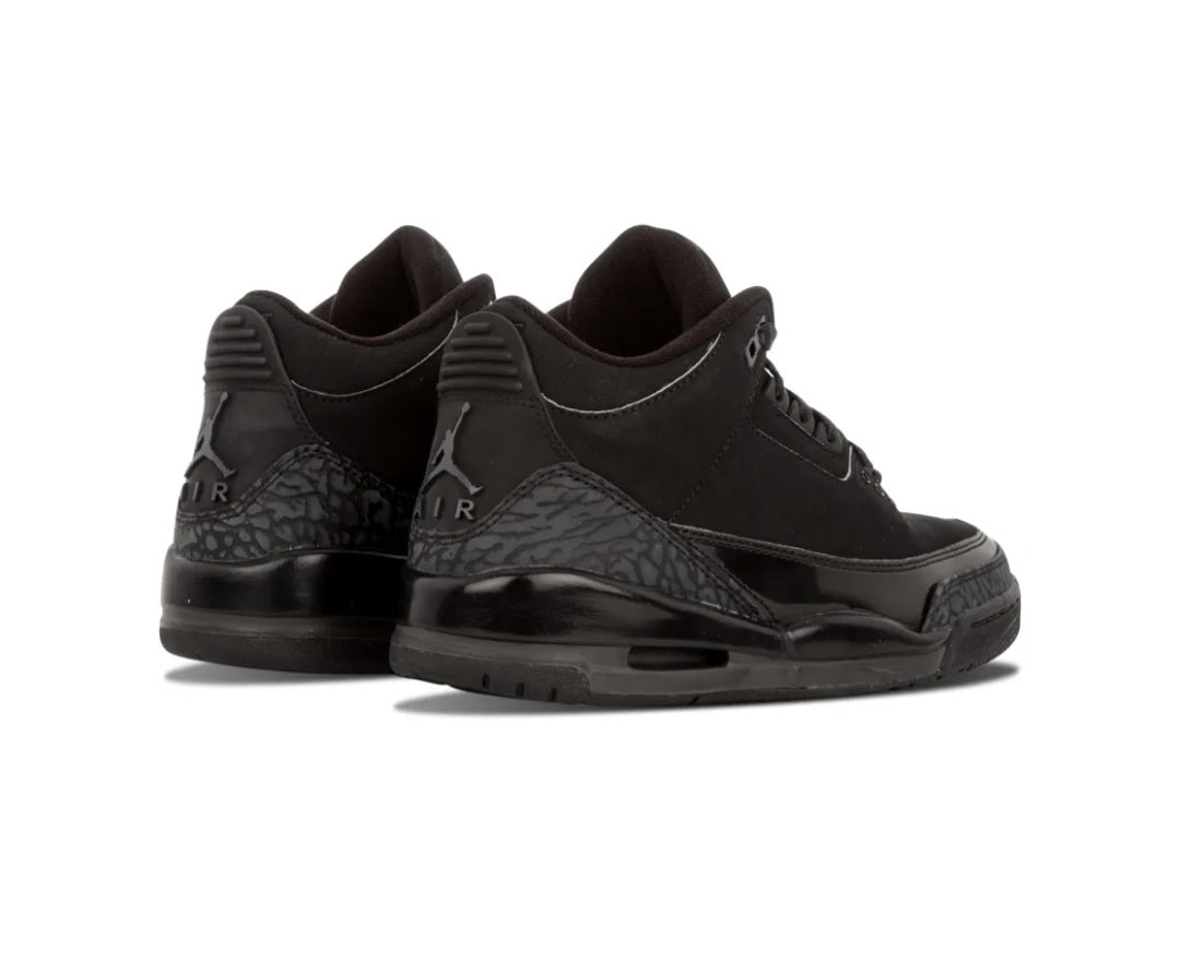 Air Jordan 3 Retro sneakers