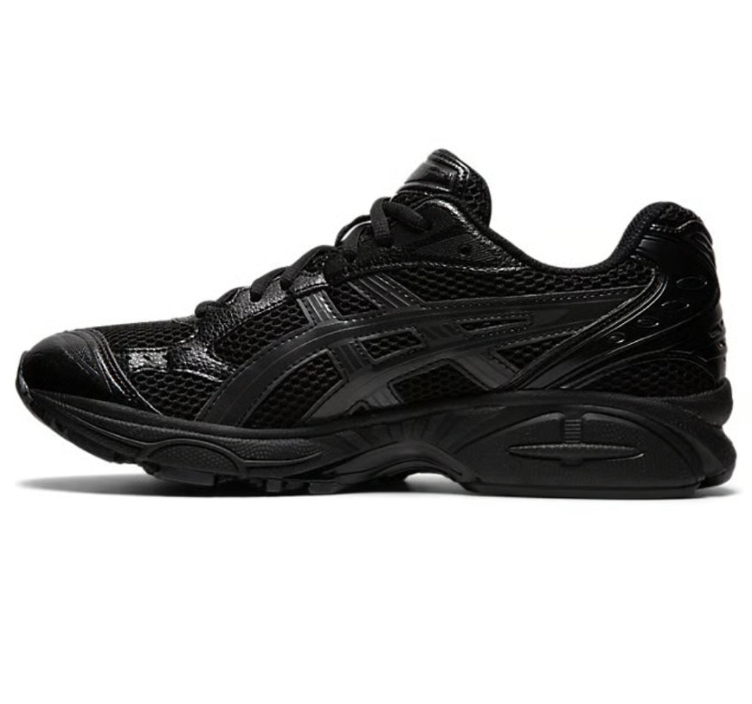 ASICS GEL-Kayano 14 in BLACK