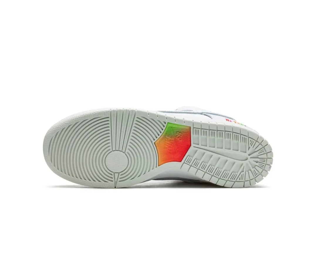 SB Dunk Low Pro "Be True" sneakers