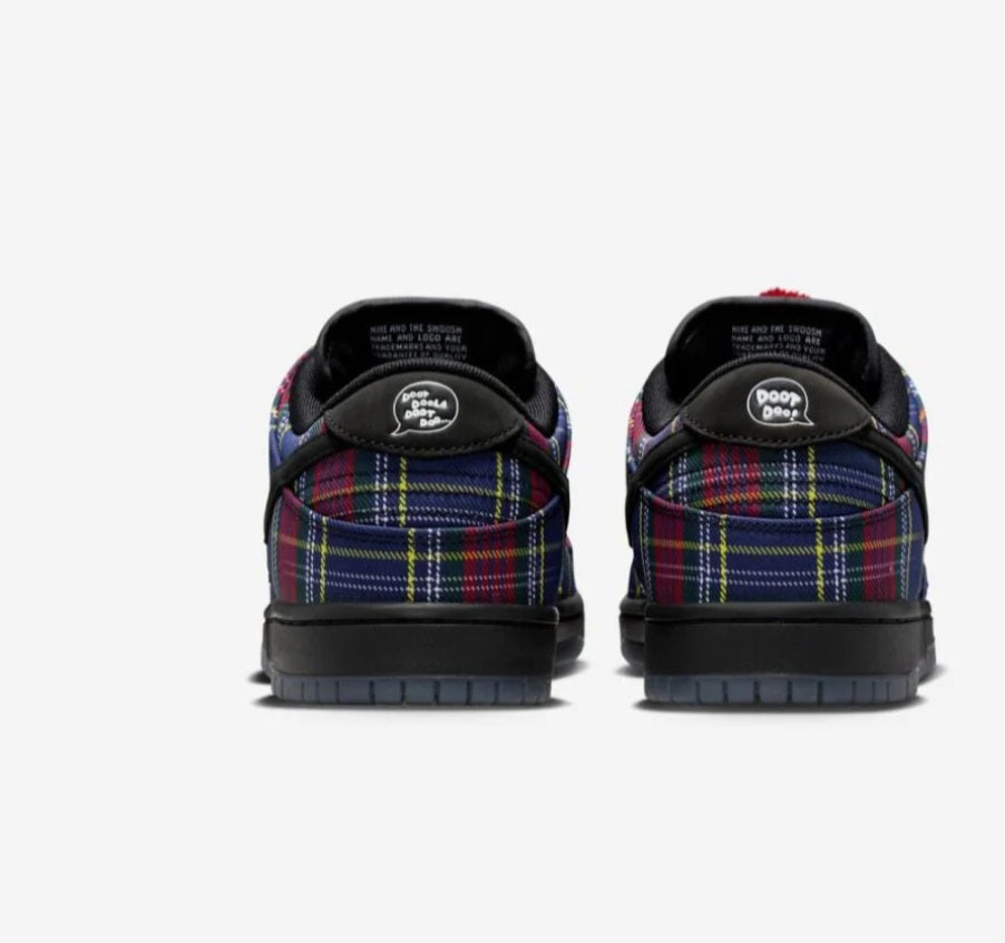 SB Dunk Low Nardwuar
Prezzo di vendita