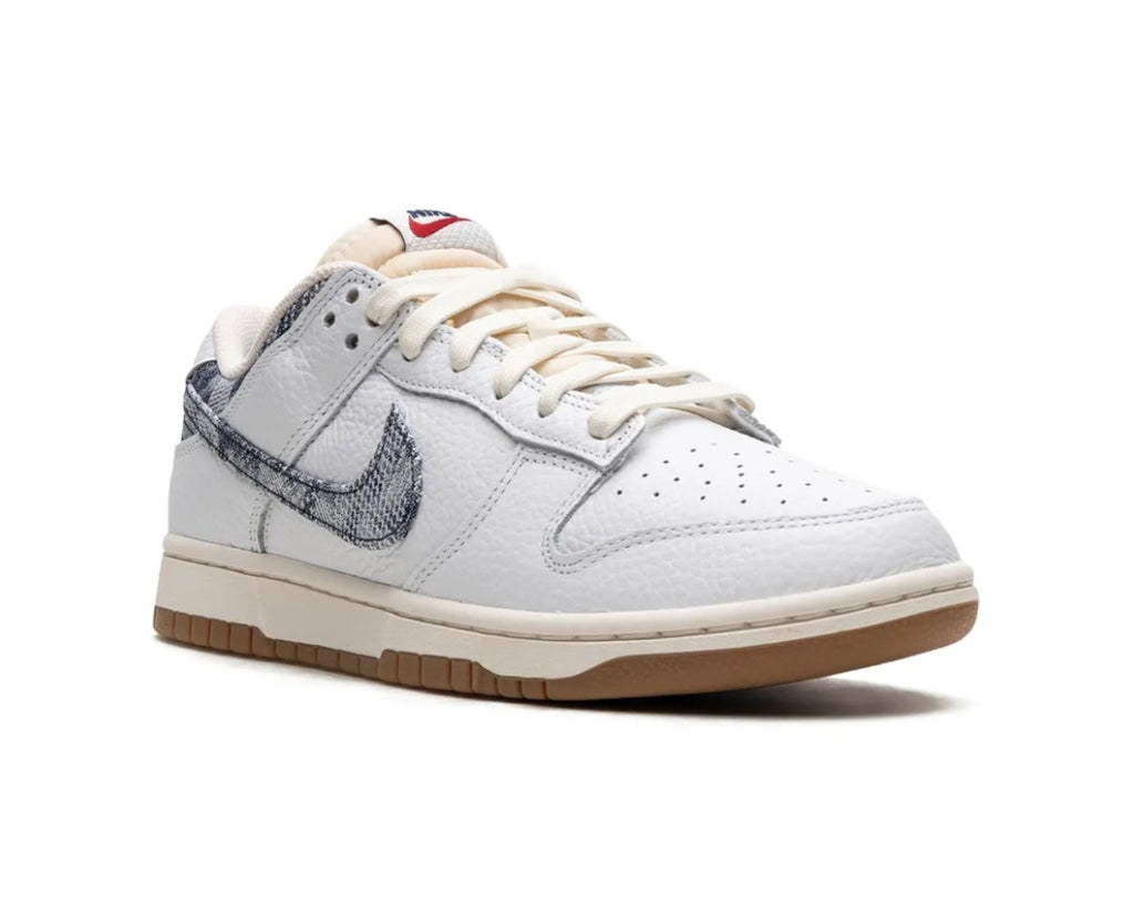 Dunk Low "Washed Denim" sneakers