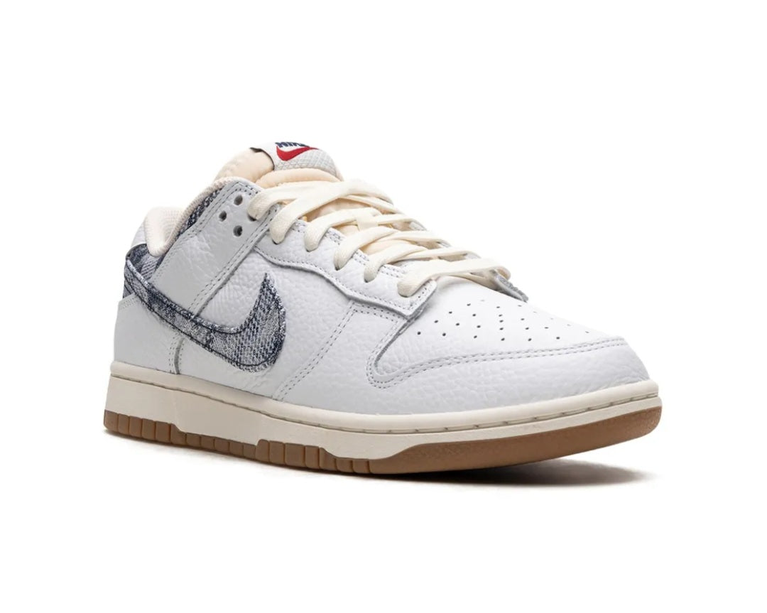 Dunk Low "Washed Denim" sneakers