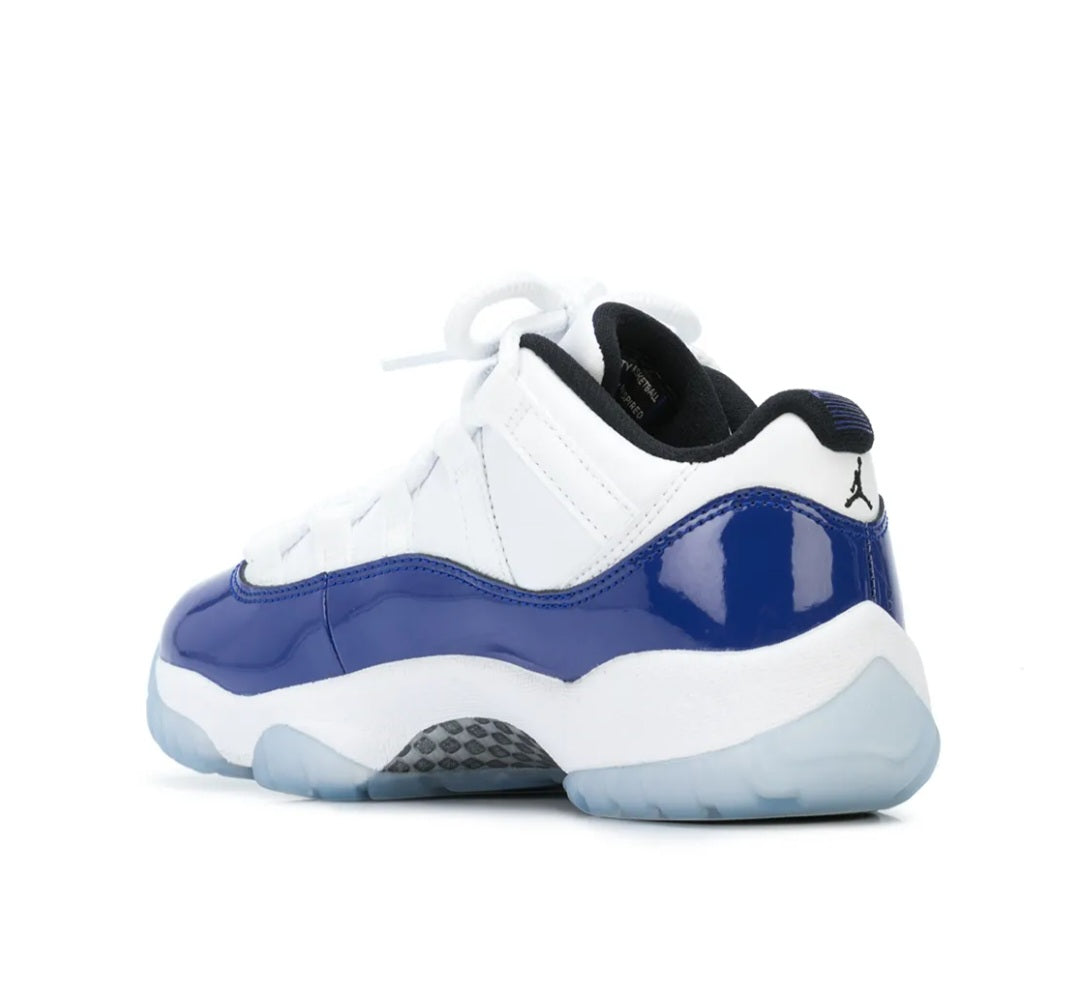 Air Jordan 11 Low "Concord Sketch" sneakers