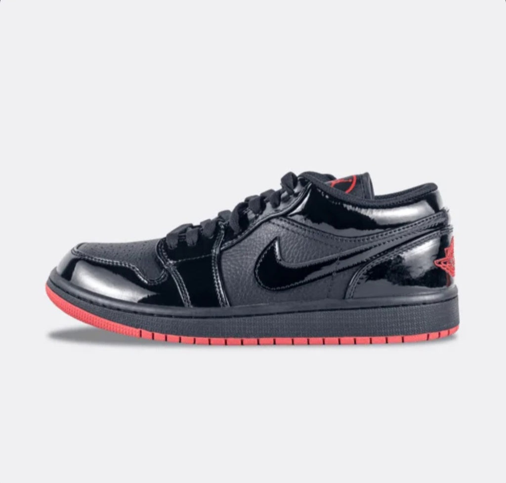 Air JORDAN 1 LOW BLACK AND RED,,