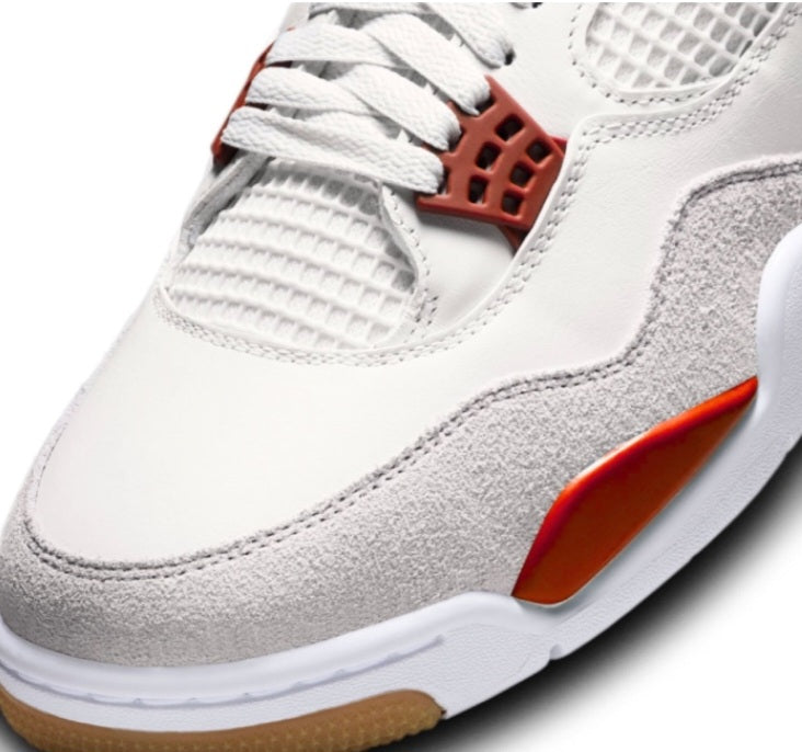 SB × Air Jordan 4 "Varsity Red"