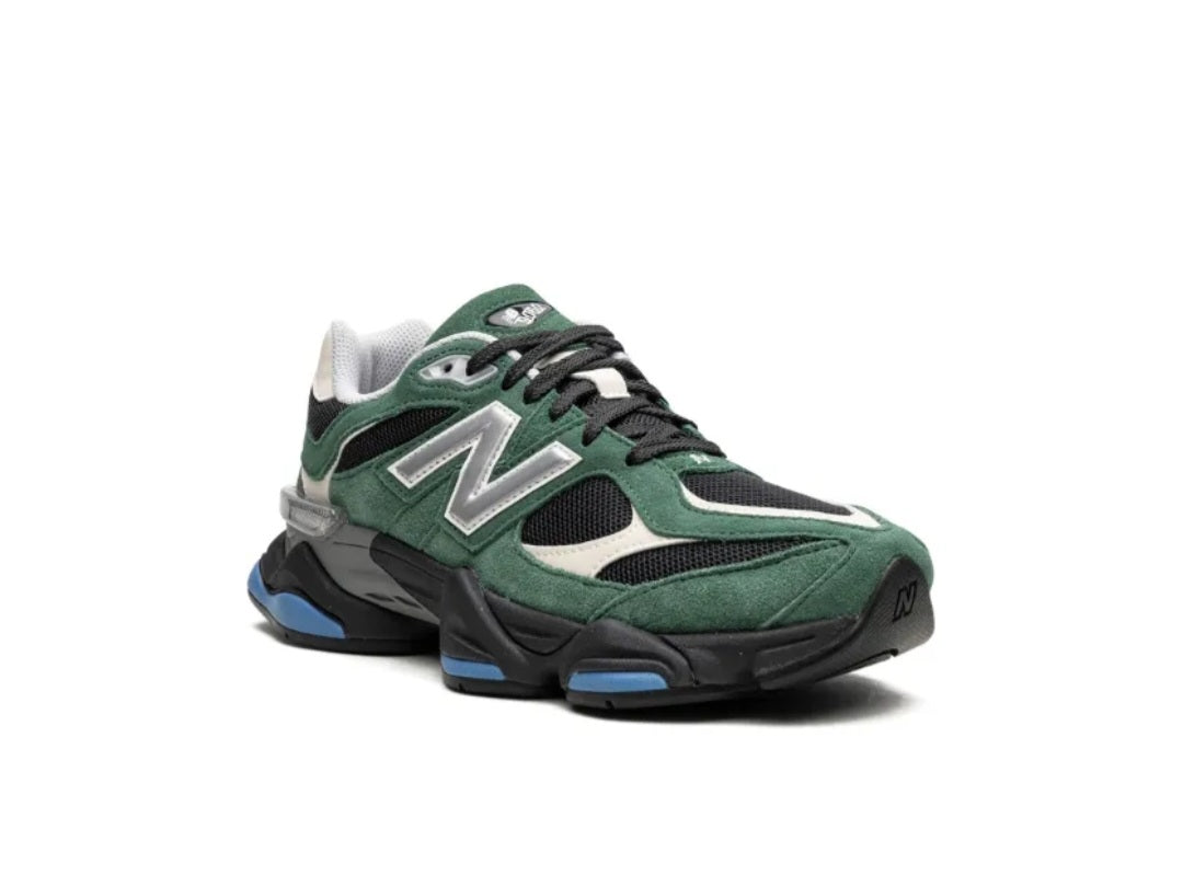 New Balance
9060 low-top sneakers