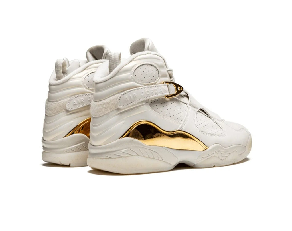 Air Jordan 8 Retro C&C "Trophy" sneakers