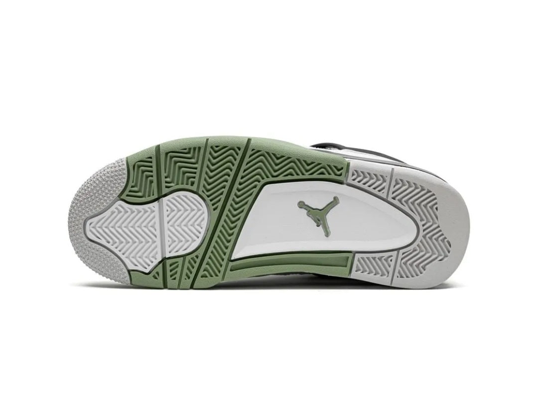 Jordan
Air Jordan 4 "Oil Green" sneakers