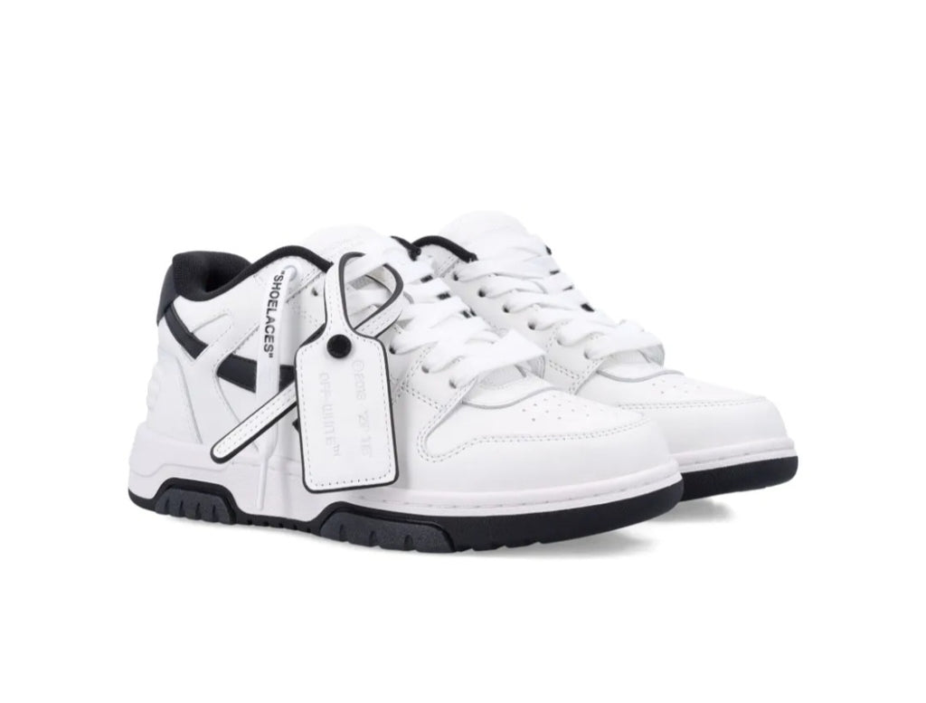 Off White

 Out of Office leather sneakers