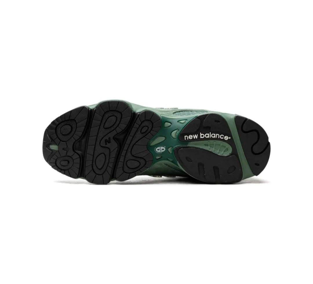 New Balance
1000 "Green" sneakers