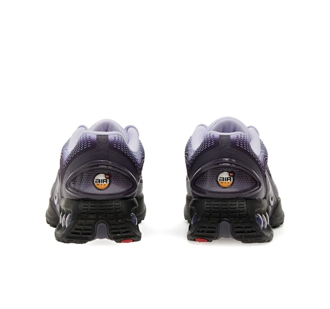 AIR MAX Dn SNEAKERS
