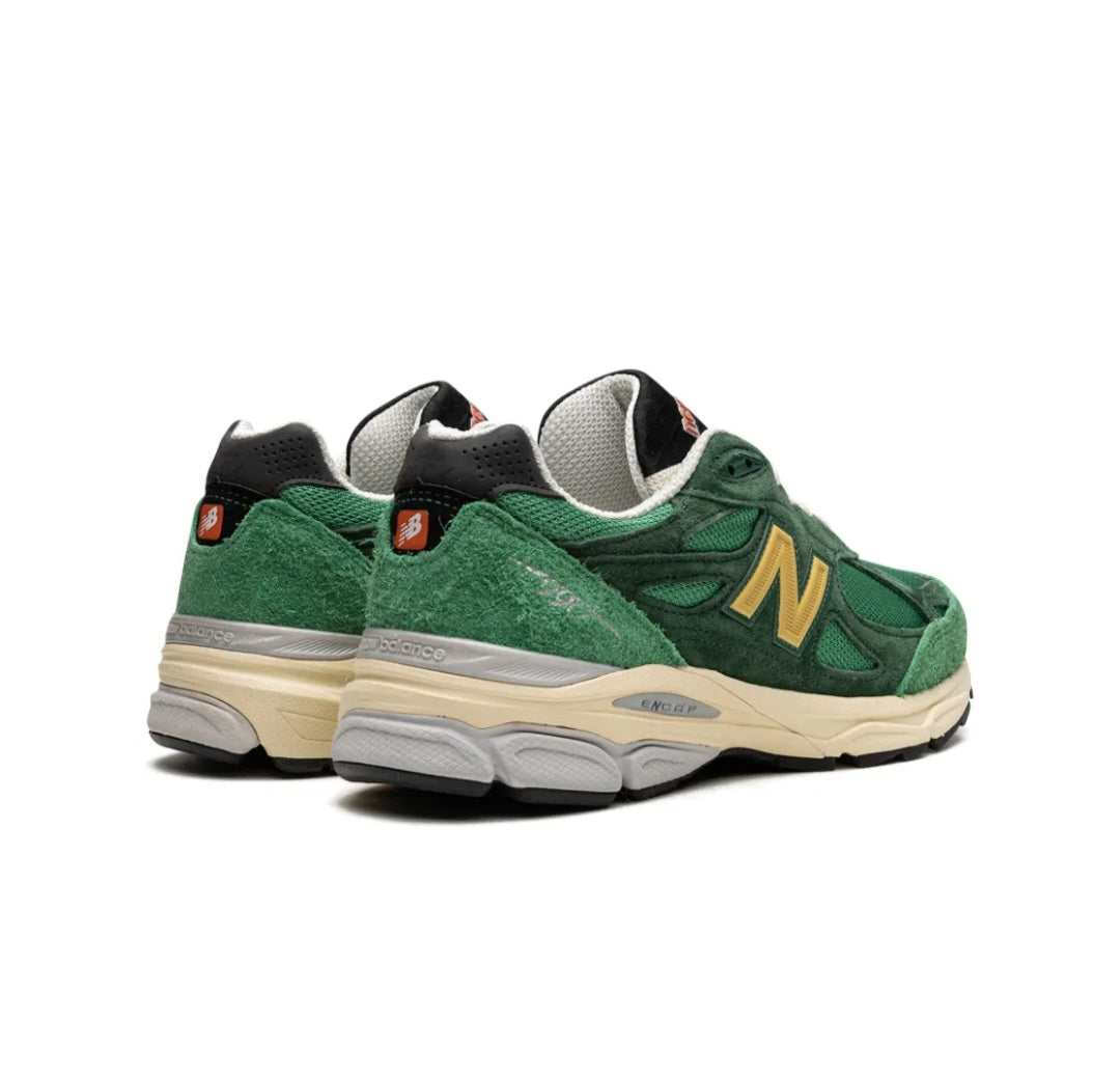 New Balance
990 V3 "Made In USA - Green/Yellow" sneakers