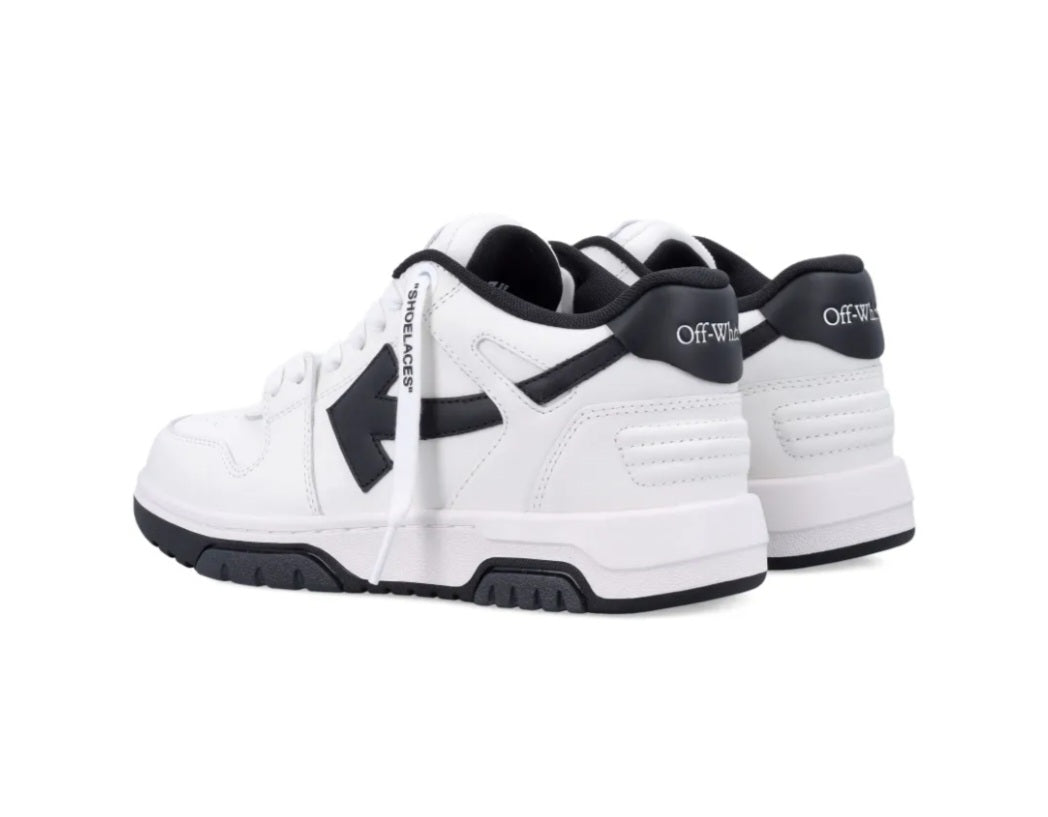 Off White

 Out of Office leather sneakers
