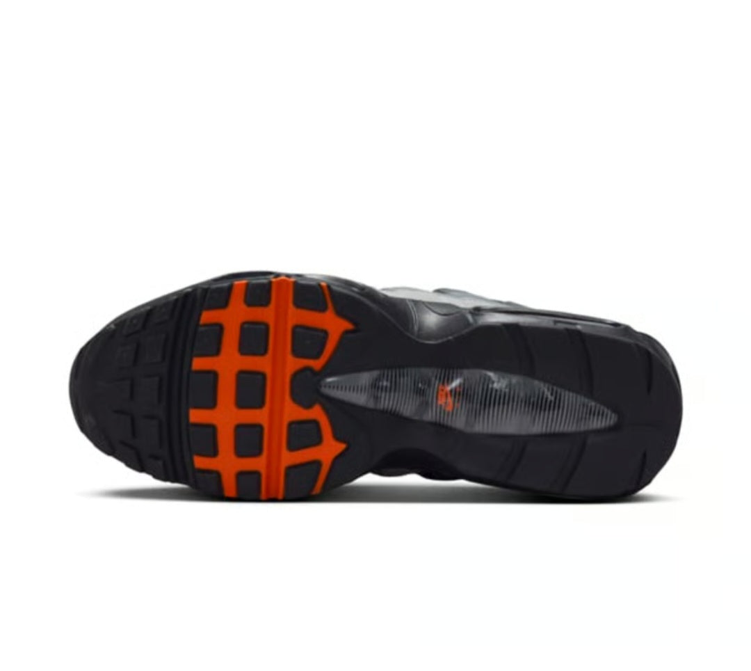 AIR MAX 95 HYPER CRIMSON Highlights BLACK, SNEAKERS