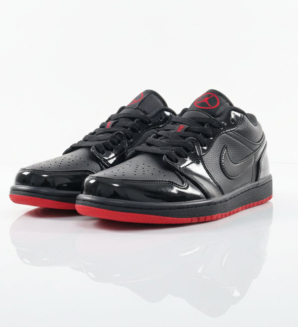 Air JORDAN 1 LOW BLACK AND RED,,