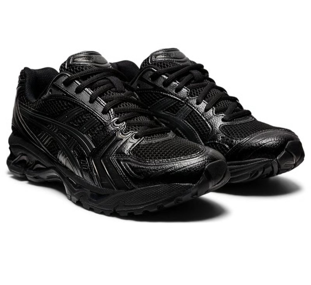 ASICS GEL-Kayano 14 in BLACK