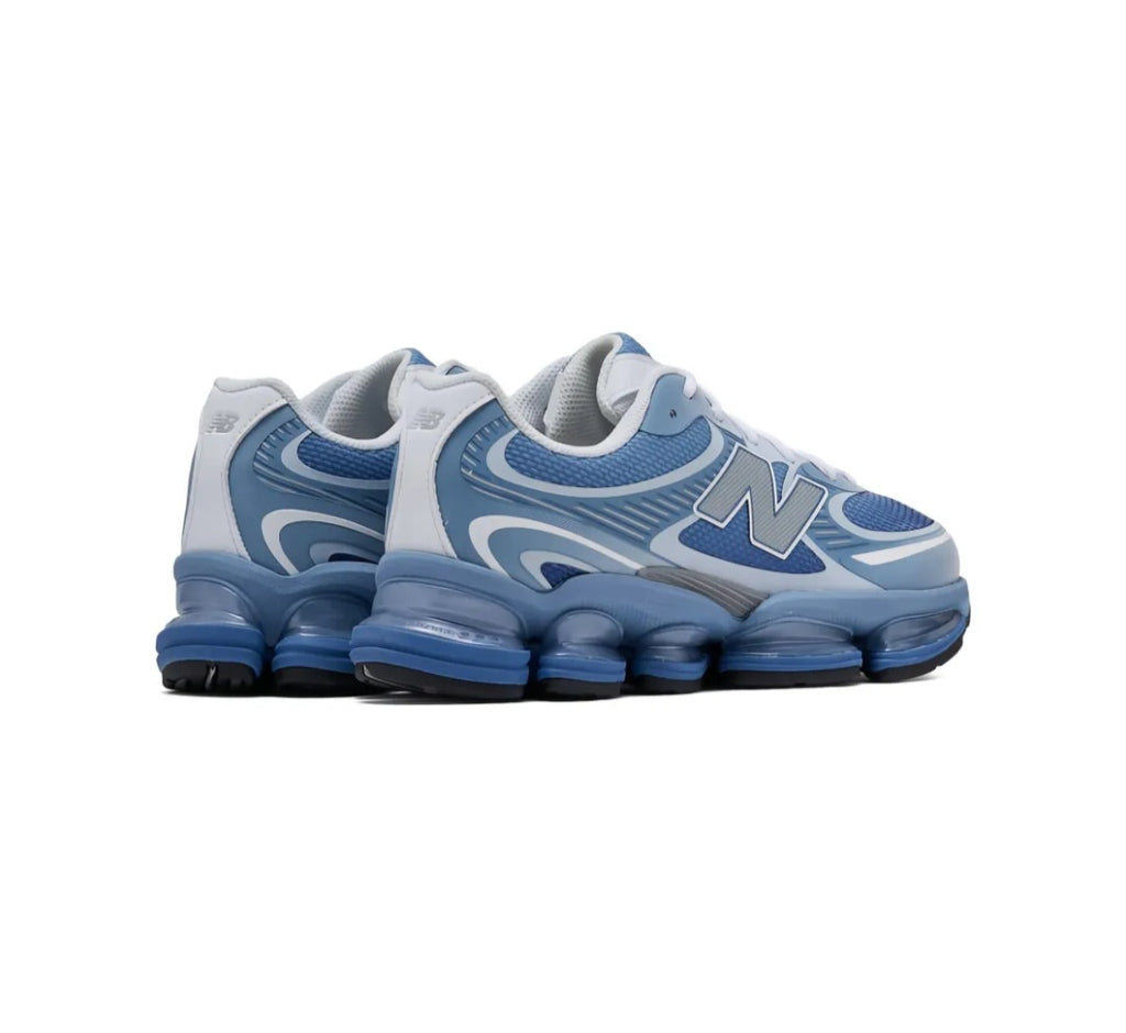 New Balance
Abzorb 2000 sneakers