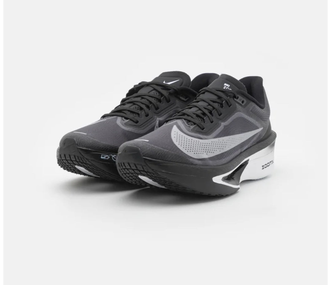 ZOOM FLY 6
