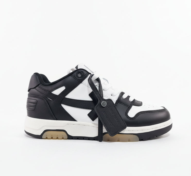 OFF-WHITE SNEAKERS Out Of OFFICE.BLACK AND WHITE..