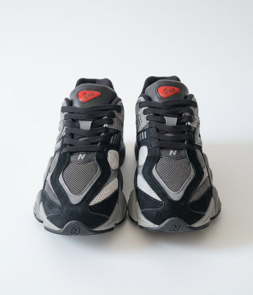 NEW BALANCE 9060 LACE-UP BLACK, SNEAKERS