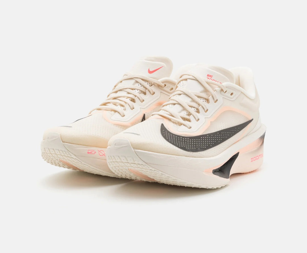 ZOOM FLY 6