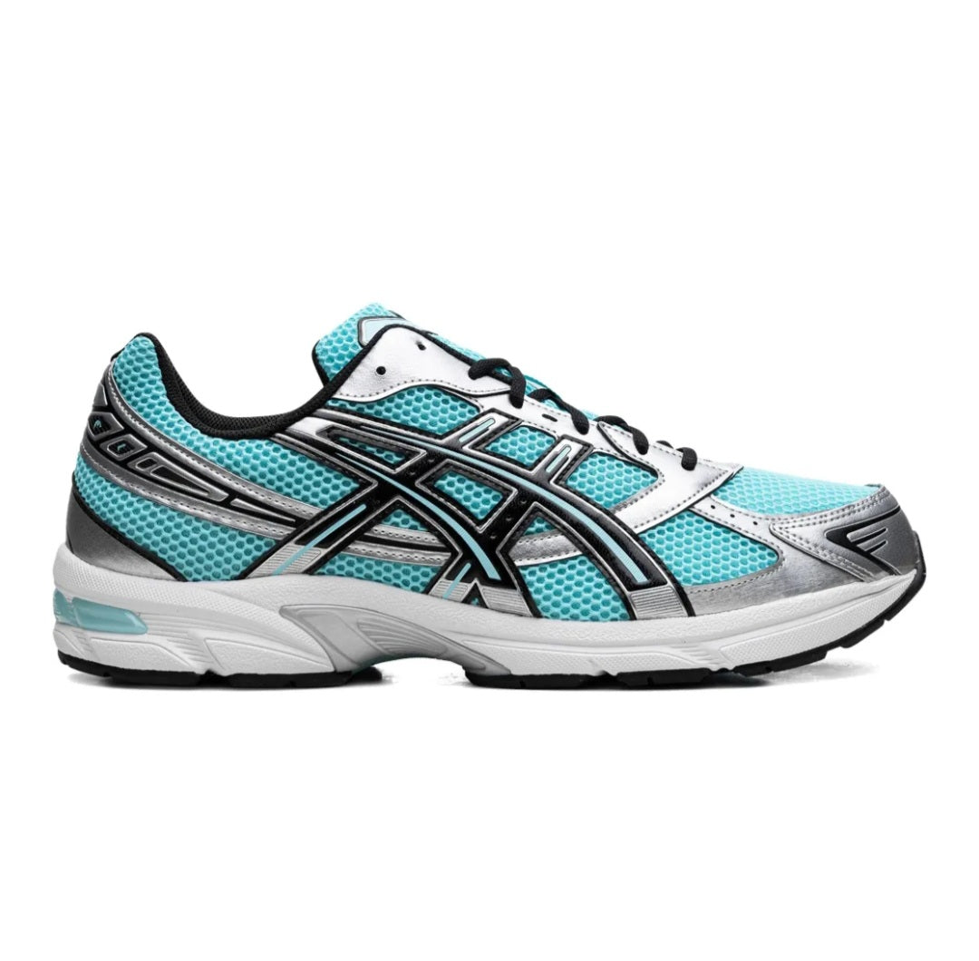 ASICS
Gel-1130 "Black/Blue/Silver" sneakers