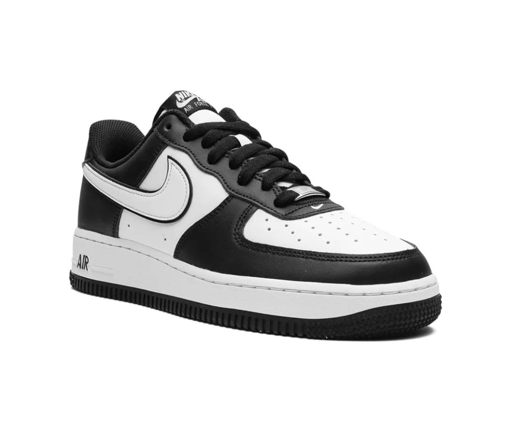 AIR FORCE 1 LOW "07 SNEAKERS