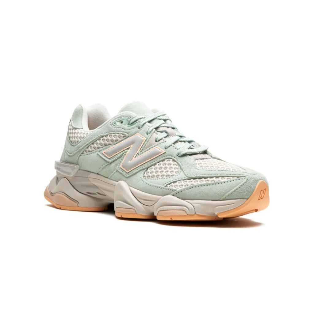 New Balance
90/60 "The Whitaker Group - Missing Pieces - Moss Green" sneakers