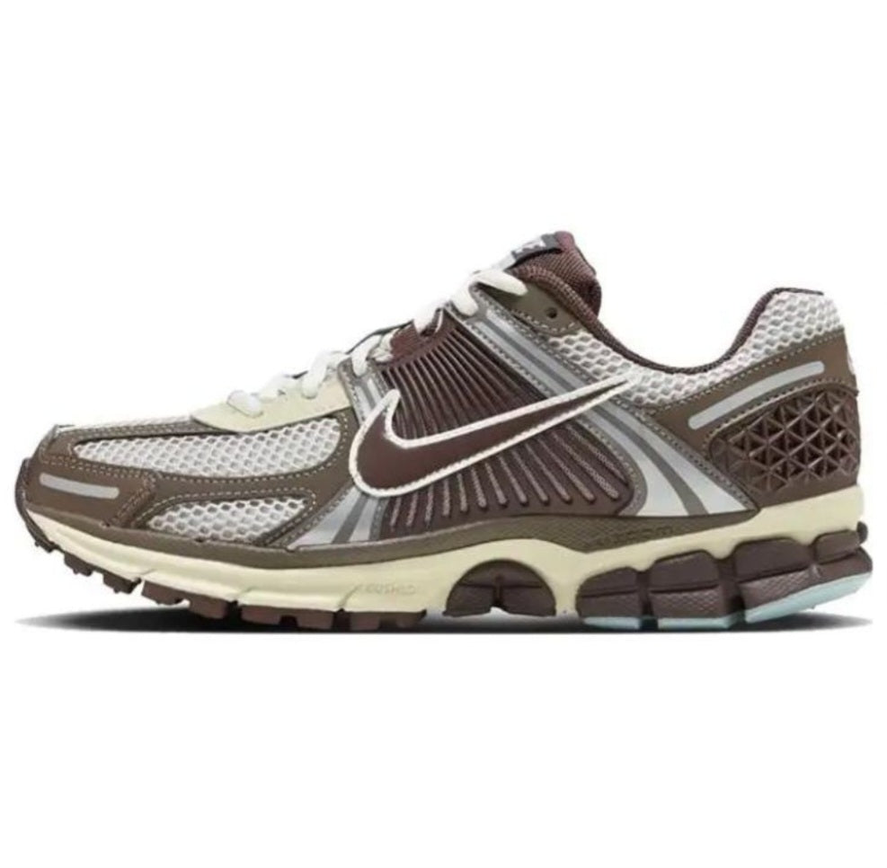 Air ZOOM VOMERO,Sneakers