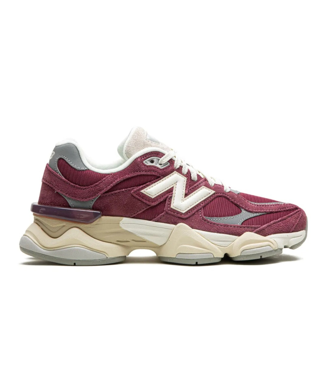 New Balance
9060 suede sneakers