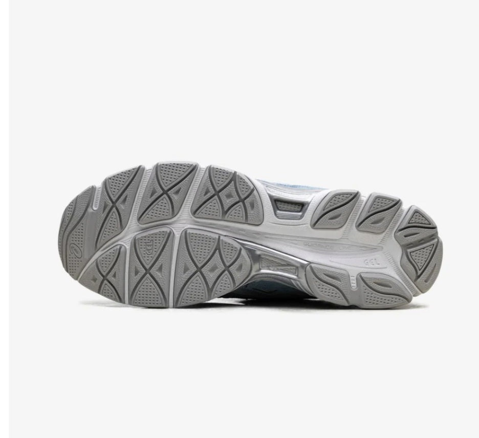 ASICS
GEL-NYC "Arctic Sky" sneakers