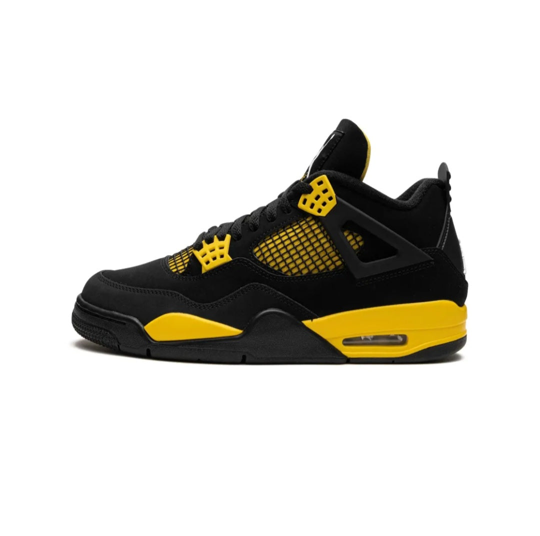 Air Jordan 4 Retro "Thunder 2023" sneakers
