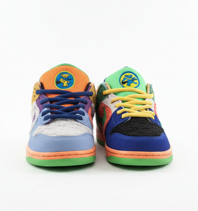 SB DUNK LOW Great Dead Bear. SNEAKERS