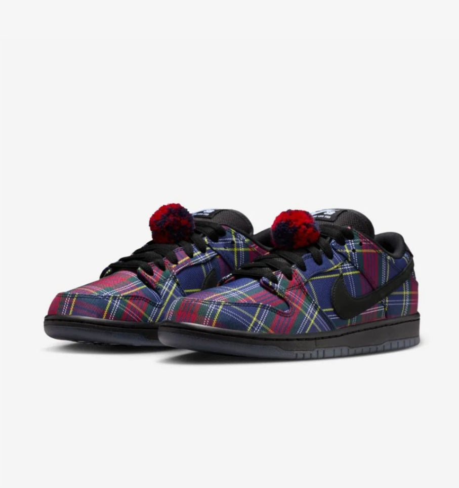 SB Dunk Low Nardwuar
Prezzo di vendita