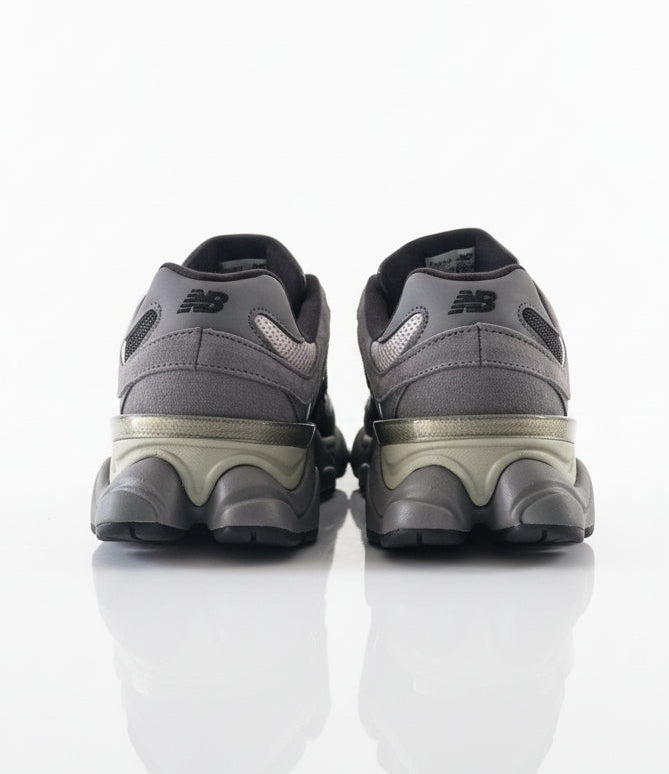 NEW BALANCE 9060 LACE-UP BLACK, SNEAKERS