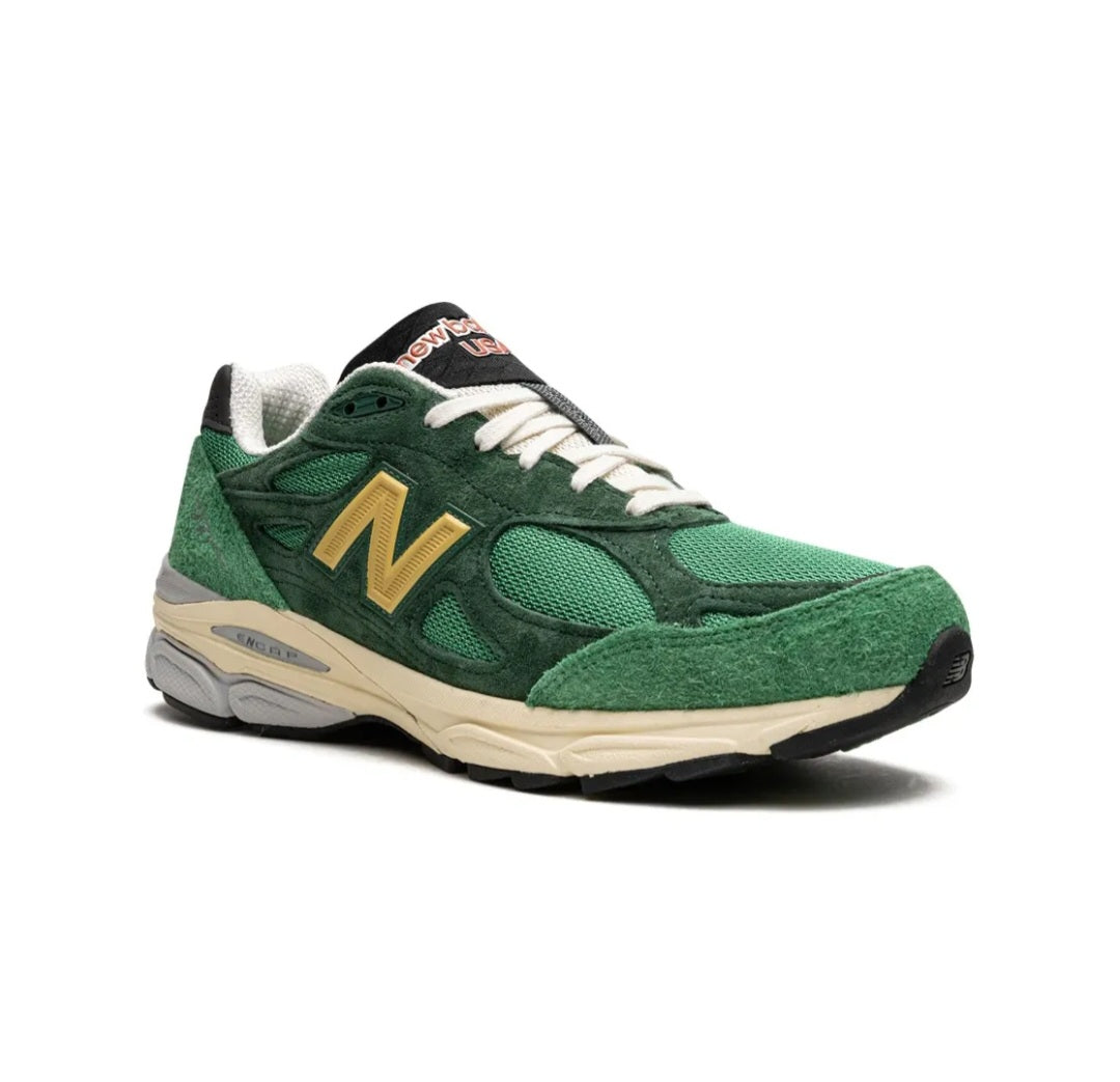 New Balance
990 V3 "Made In USA - Green/Yellow" sneakers