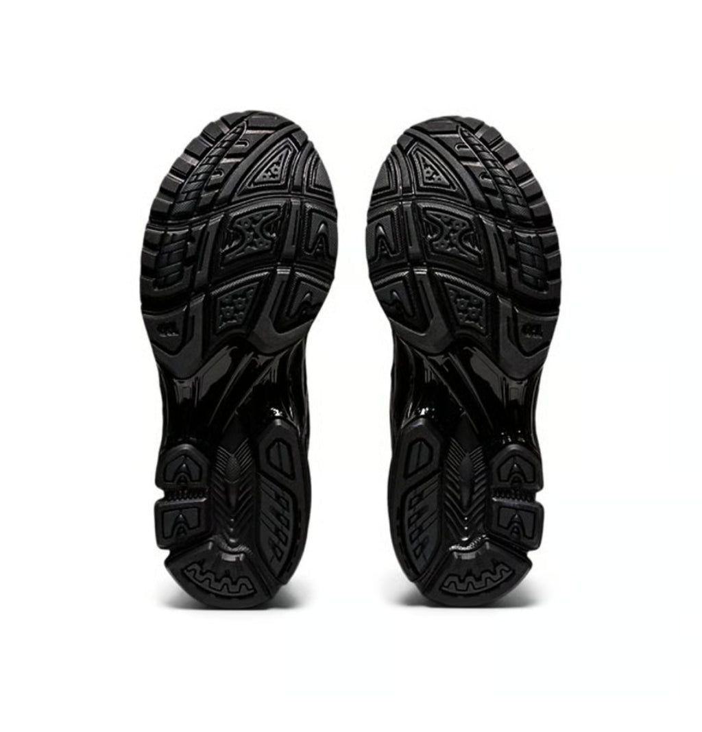 ASICS GEL-Kayano 14 in BLACK
