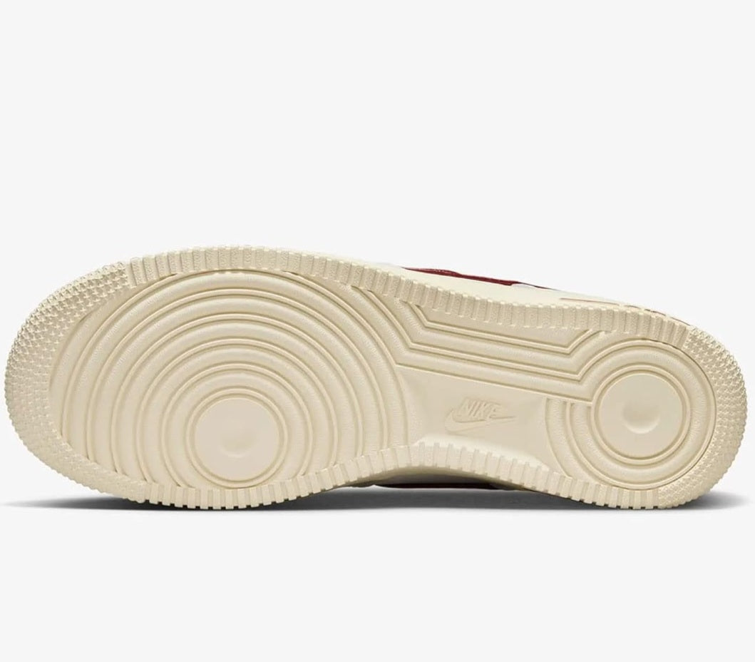 Air Force 1 Low '07 SE Just Do It Photon Dust Team Red