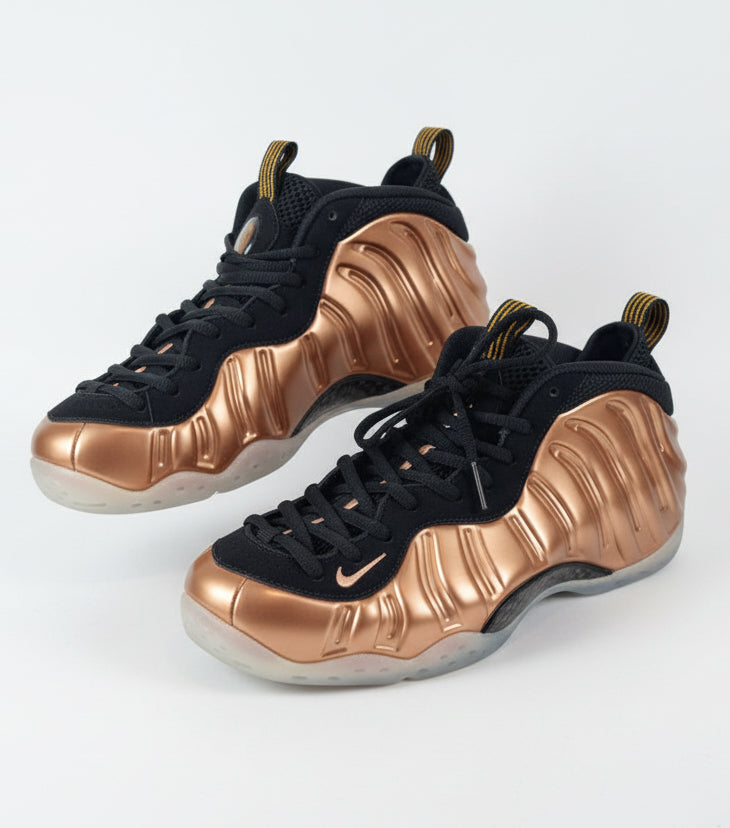 Air Foamposite One SNEAKERS..