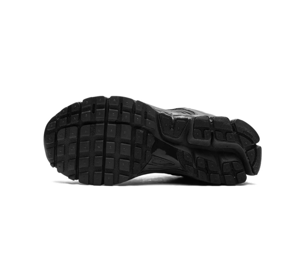 Zoom Vomero 5 "Triple Black" sneakers