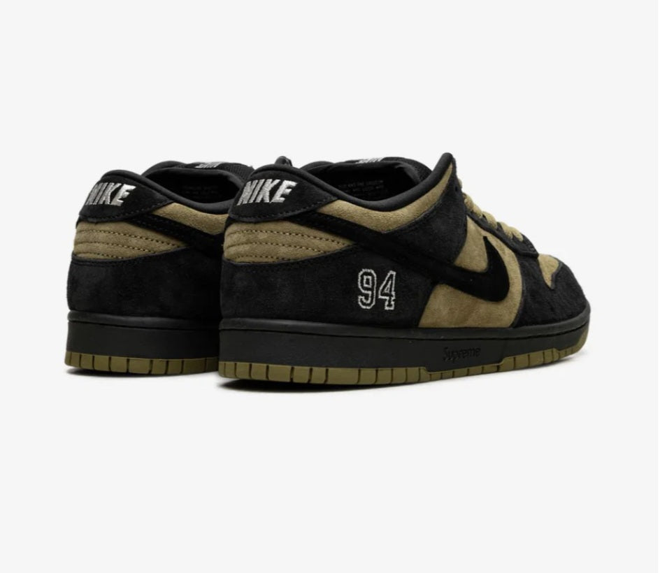 SB Dunk "Supreme - Camper Green" sneakers