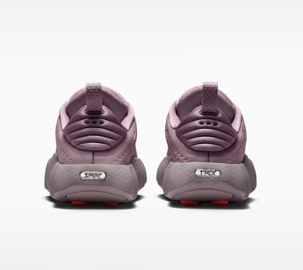 MIND 002,Training Shoes